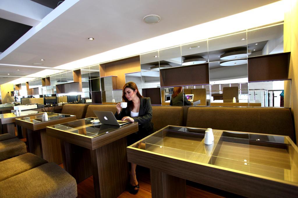 Vio Hotel Pasteur Бандунг Екстер'єр фото