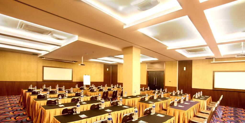 Vio Hotel Pasteur Бандунг Екстер'єр фото